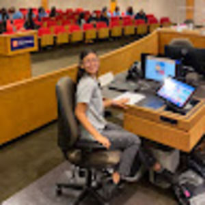 Meet your Posher, Jocelyn